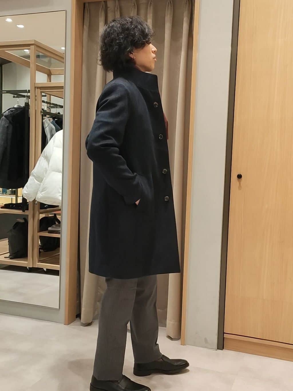 nobuさんの「TAKEO KIKUCHI｜【オフィスカジュアル対応】ドレス チノパンツ」を使ったコーディネート