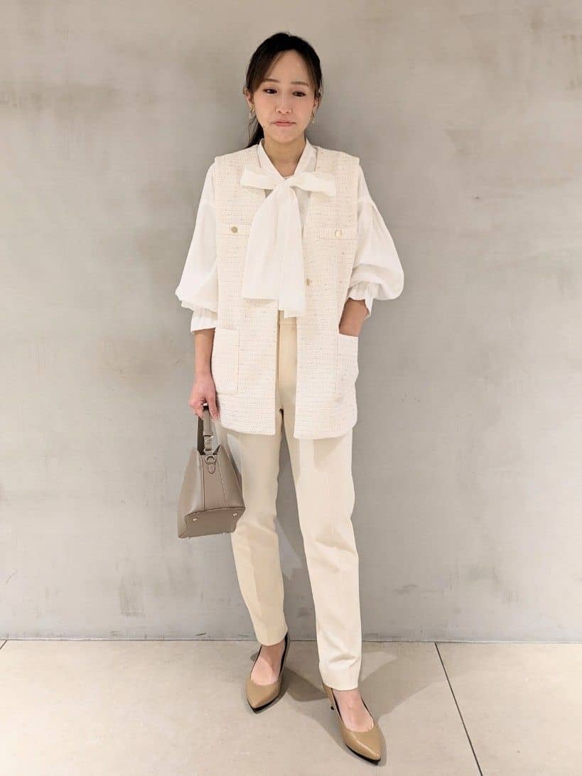 kanaさんの「UNTITLED｜【日本製・本革】Comfit Dresser Pumps（コンフィットドレッサーパンプス）」を使ったコーディネート