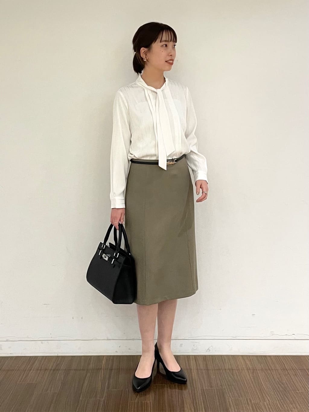 ねねさんの「INDIVI｜◆【合皮／フォーマル】ショルダー付きスクエアバッグ」を使ったコーディネート