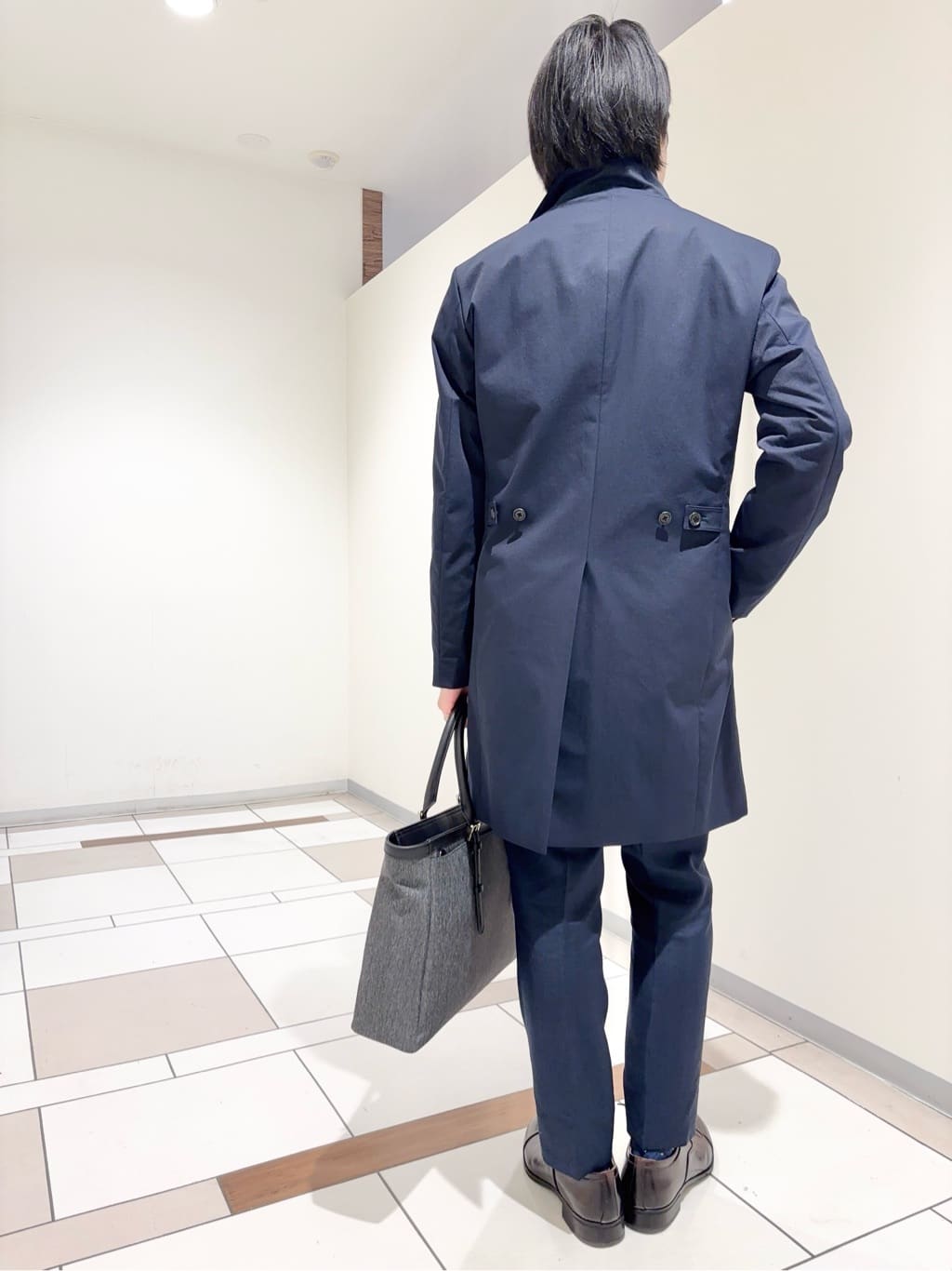 及川さんの「TAKEO KIKUCHI｜【Three by Three】シャイニーシャークピンヘッド スーツ/3ピース対応可」を使ったコーディネート