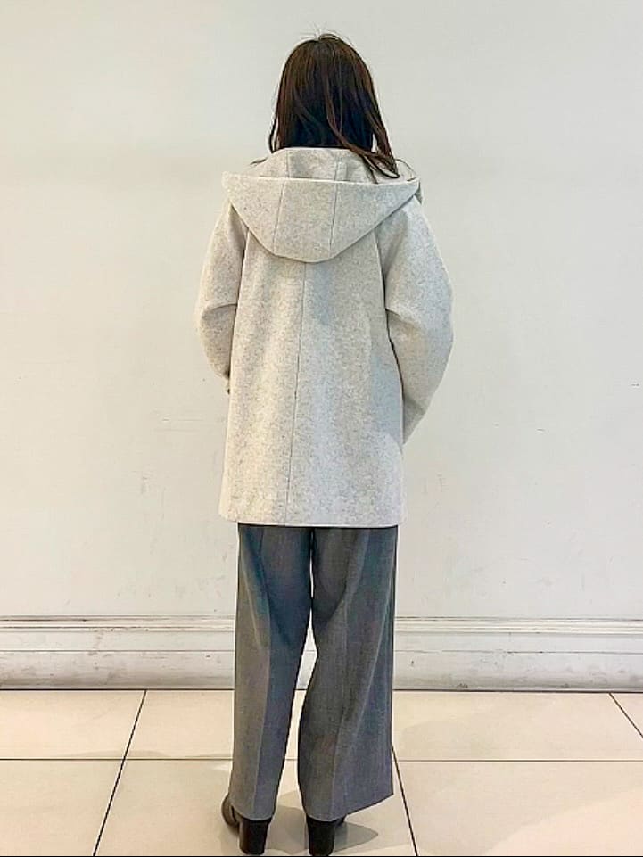 saito.さんの「grove｜◆フーデットミドルコート」を使ったコーディネート