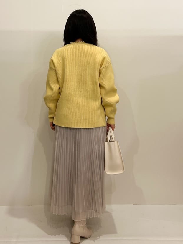 ちゃこさんの「OPAQUE.CLIP｜◆パール調ボタン付ニット【洗濯機洗い可／抗ピル】」を使ったコーディネート