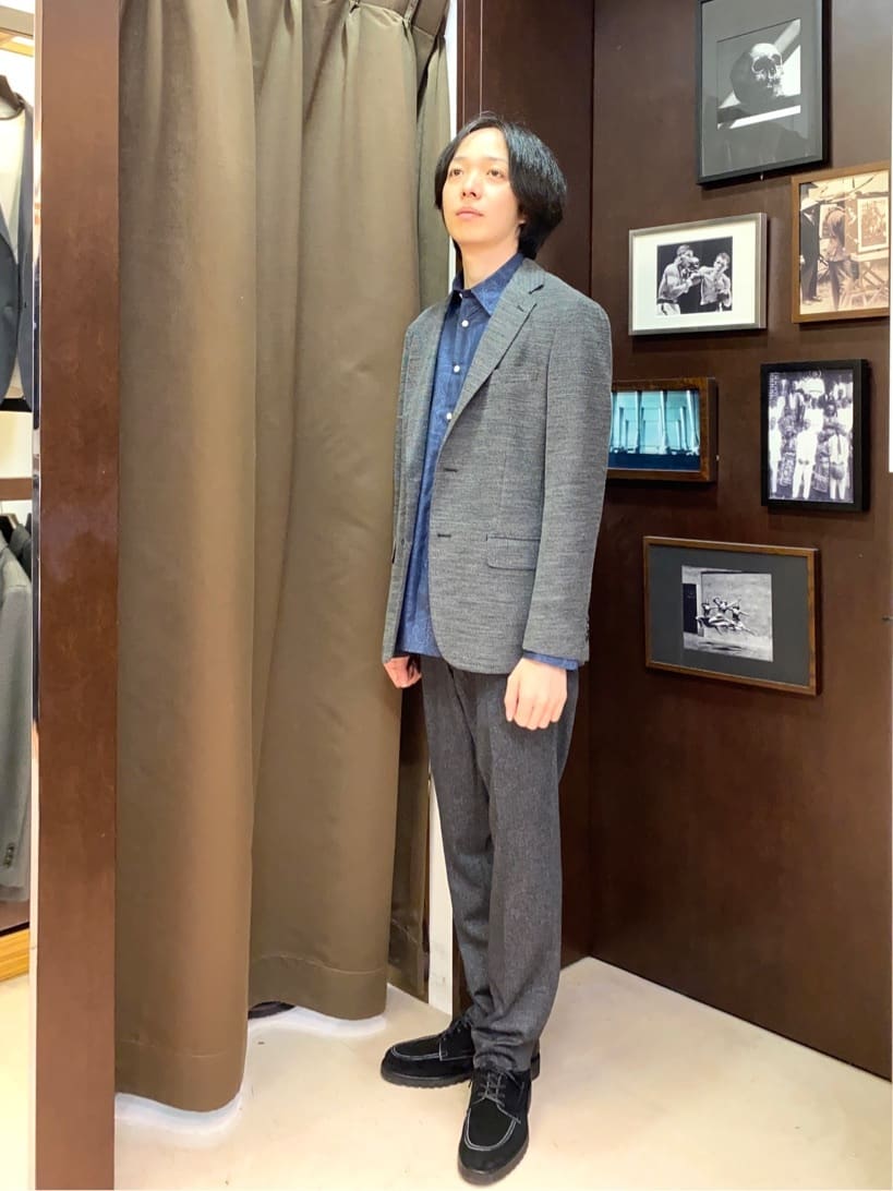 コバヤシさんの「TAKEO KIKUCHI｜【ONOFF対応】TRダブルニット ストレッチパンツ」を使ったコーディネート