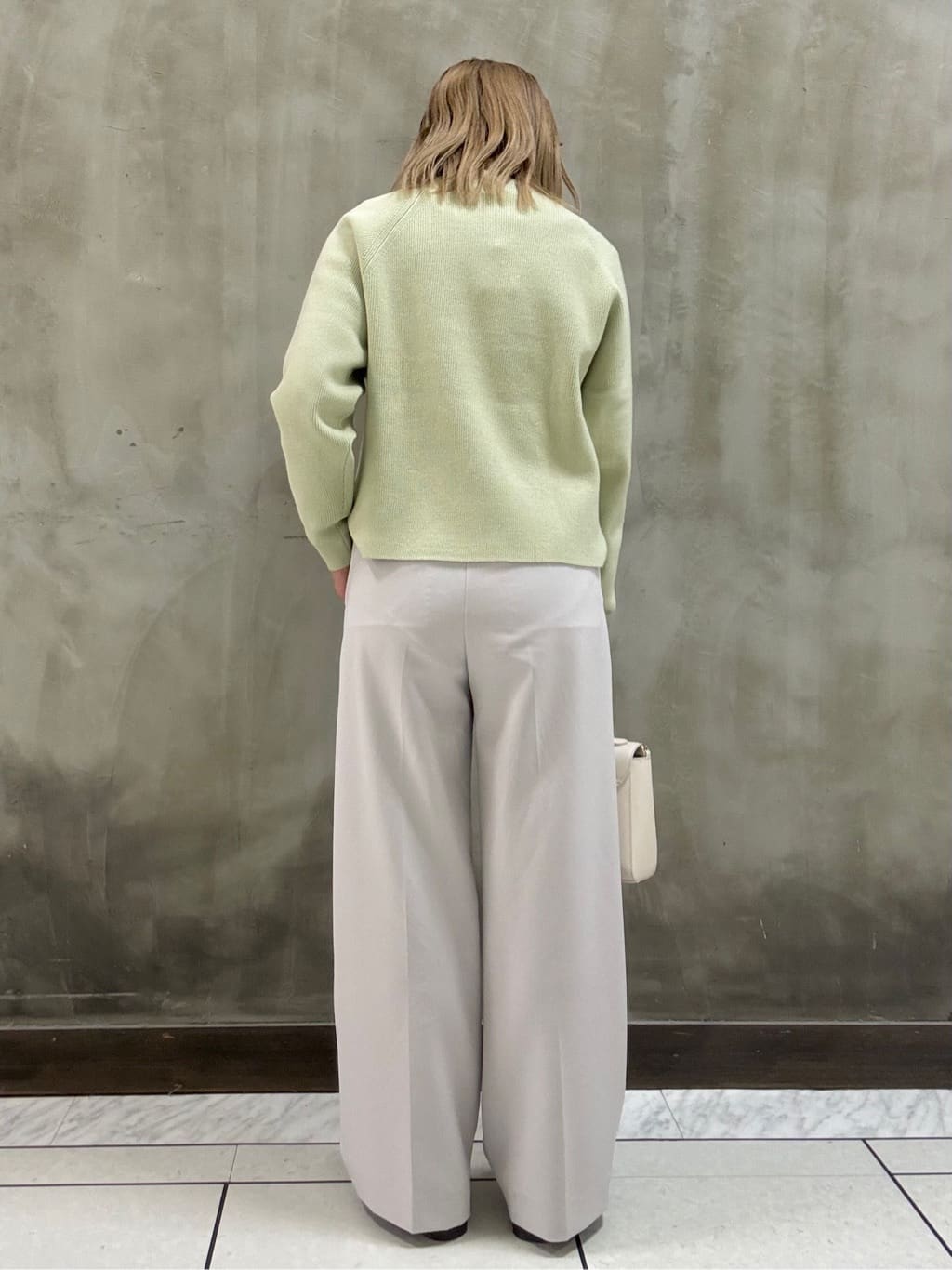 minaさんの「grove｜メタルバックルベルト」を使ったコーディネート