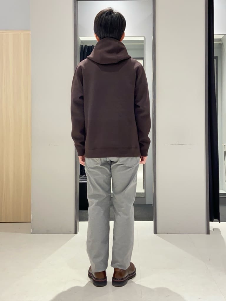 わいずみさんの「TAKEO KIKUCHI｜【Made in JAPAN】播州織 ストレッチ パンツ」を使ったコーディネート