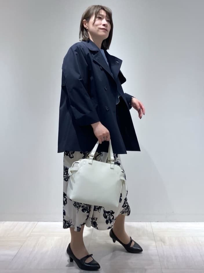 関根さんの「Reflect｜◆ラッフルフリルプルオーバーニット」を使ったコーディネート