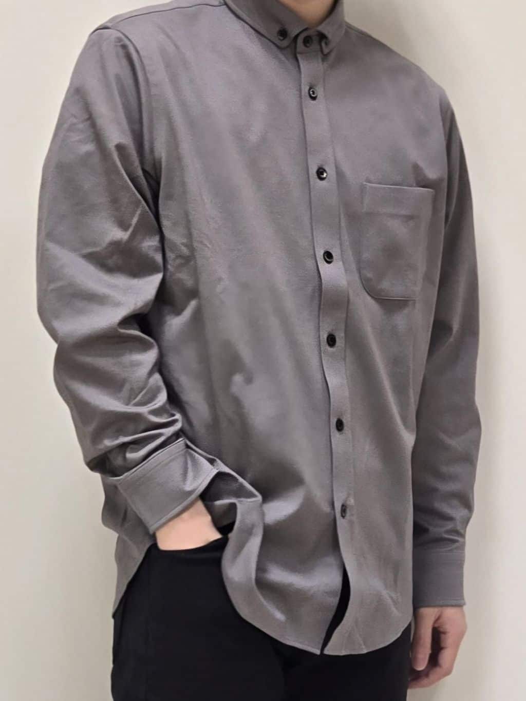 白木駆さんの「TAKEO KIKUCHI｜【Made in JAPAN】播州織 ストレッチ パンツ」を使ったコーディネート