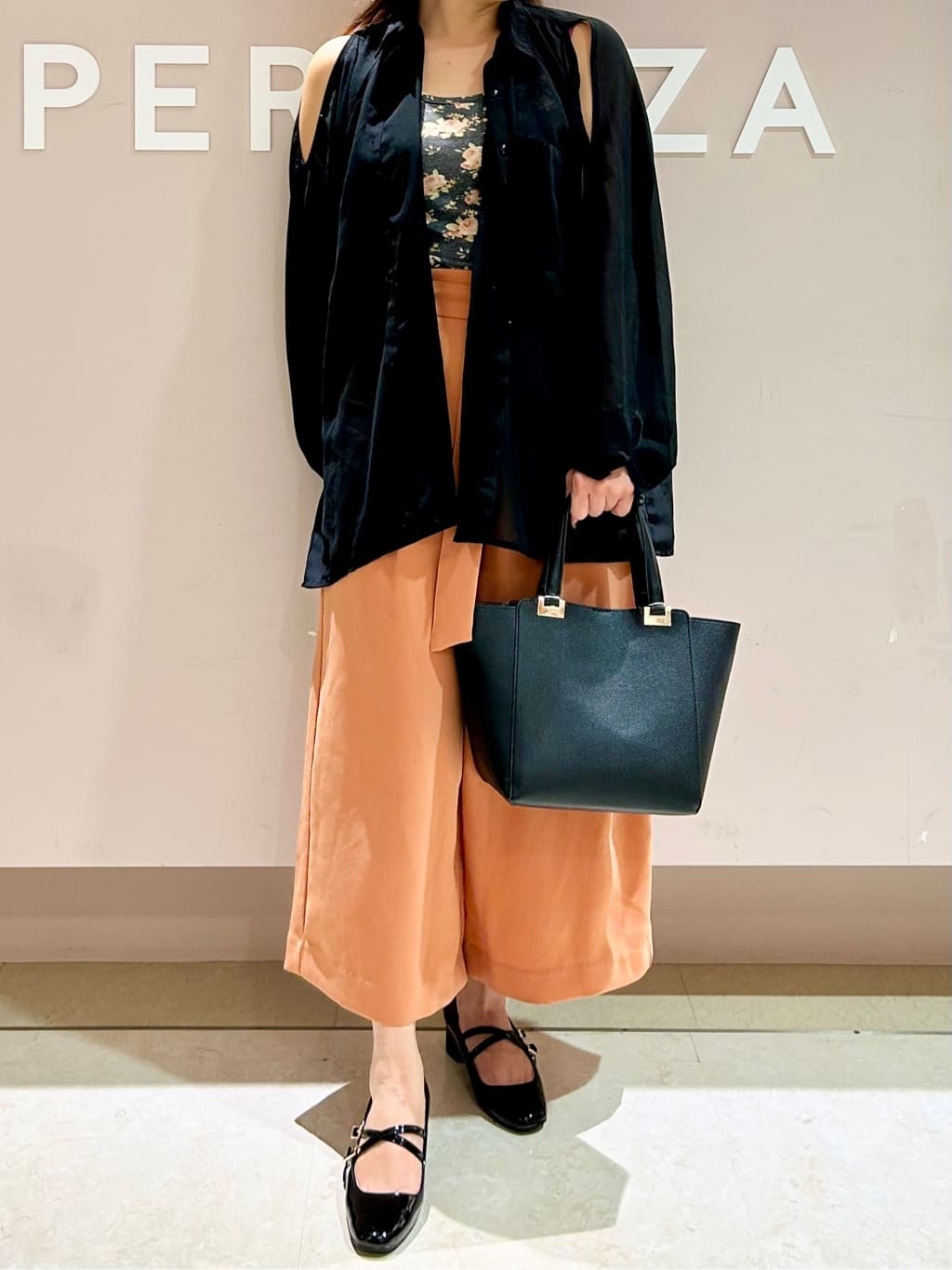 かなぴぃさんの「ESPERANZA｜」を使ったコーディネート