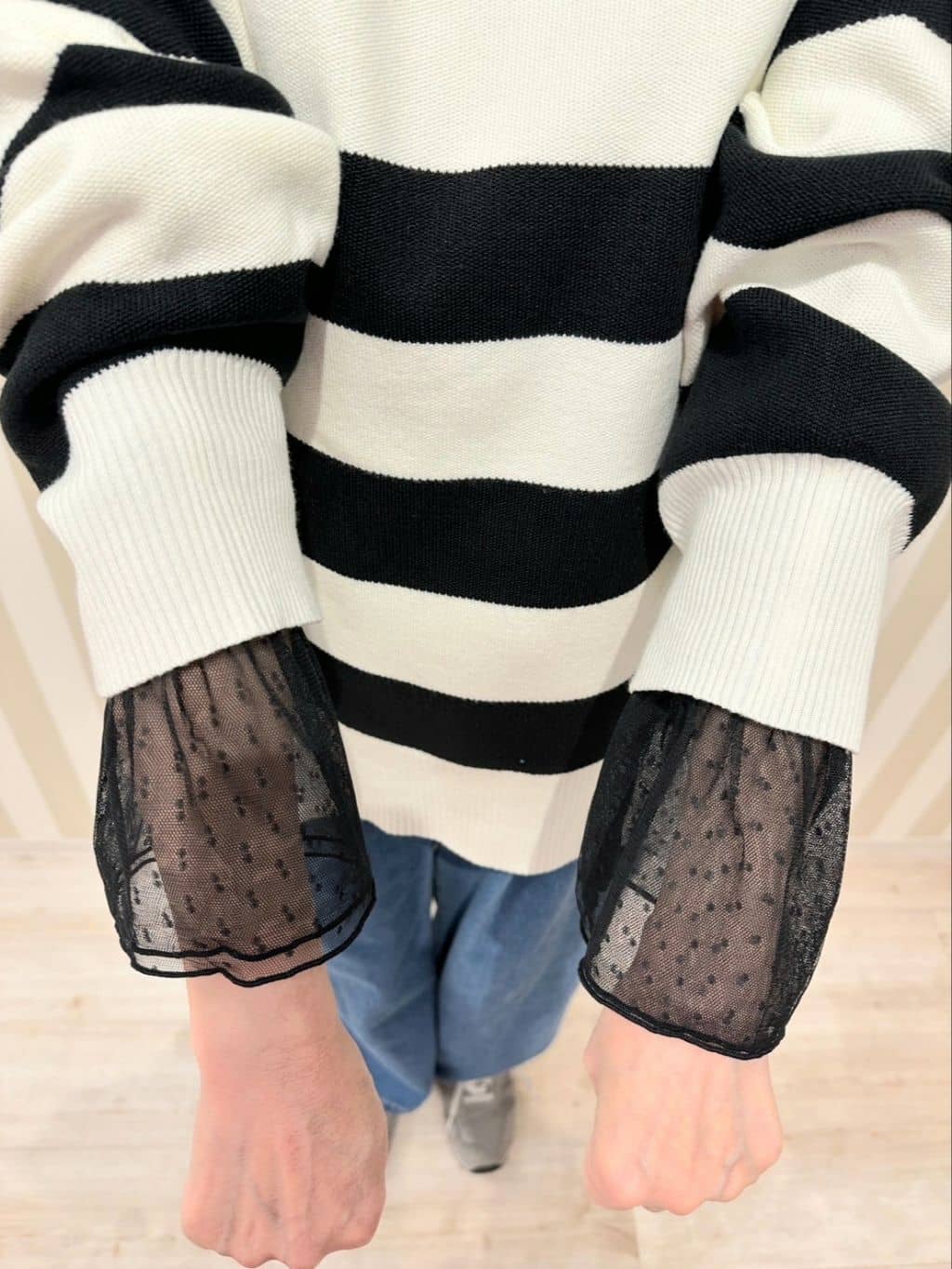 nonaさんの「SHOO･LA･RUE｜◆【S-LL/洗える】スウェットライク オーバーサイズニット」を使ったコーディネート