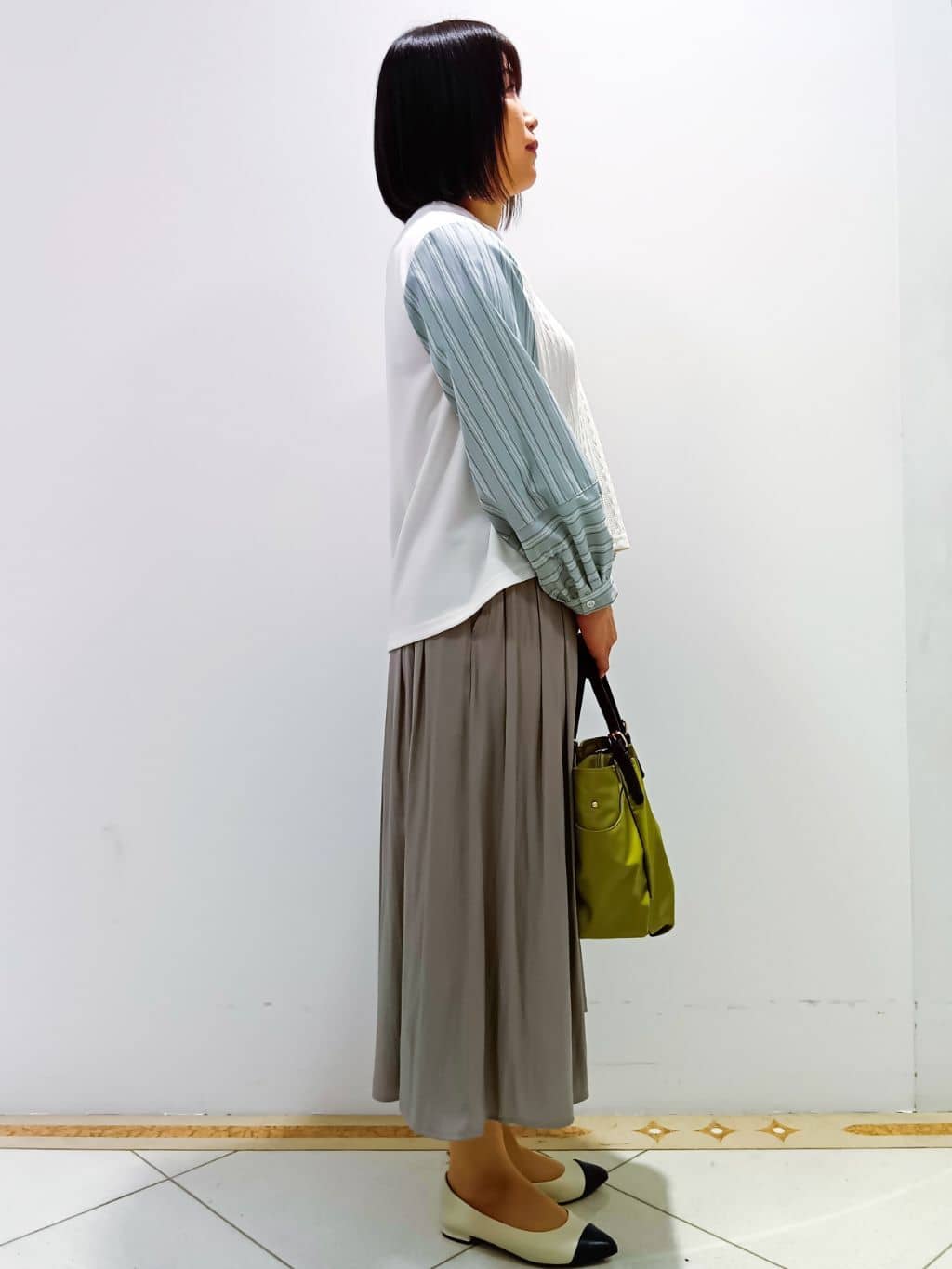 tomoさんの「Reflect｜◆【夏SALE／E‐QUALITY／洗える】異素材ミックスプルオーバー」を使ったコーディネート