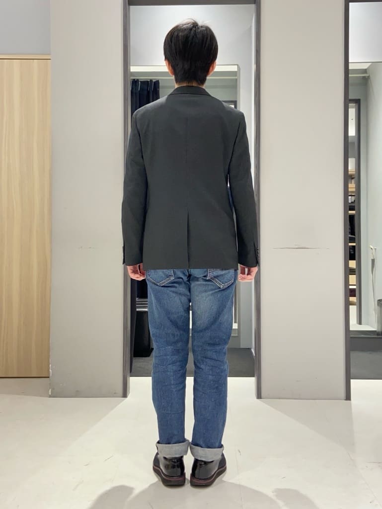 わいずみさんの「TAKEO KIKUCHI｜【モンスターストレッチ】日本製 ウォッシュド デニムパンツ」を使ったコーディネート