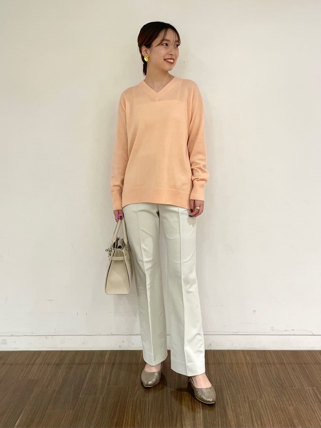 ねねさんの「INDIVI｜◆【合皮／フォーマル】ショルダー付きスクエアバッグ」を使ったコーディネート