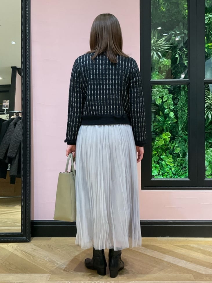 maruさんの「DRESSTERIOR｜◆スクエアシュリンクレザー トートバッグ」を使ったコーディネート