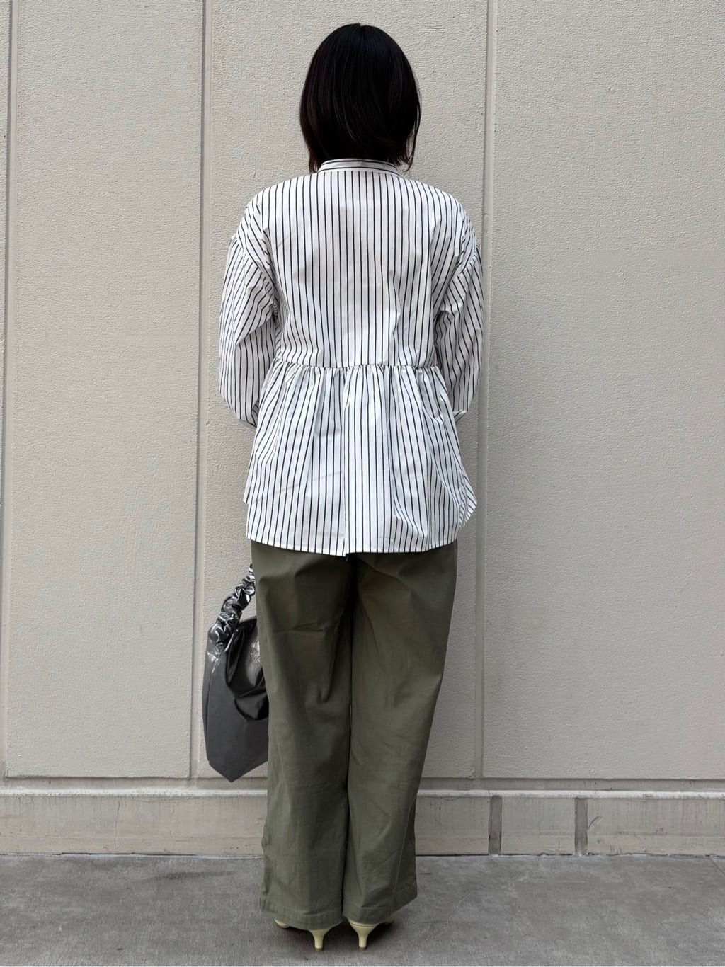 mhさんの「OPAQUE.CLIP｜◆【抗菌防臭加工／低反発クッション】名品　ポインテッドトゥパンプス」を使ったコーディネート