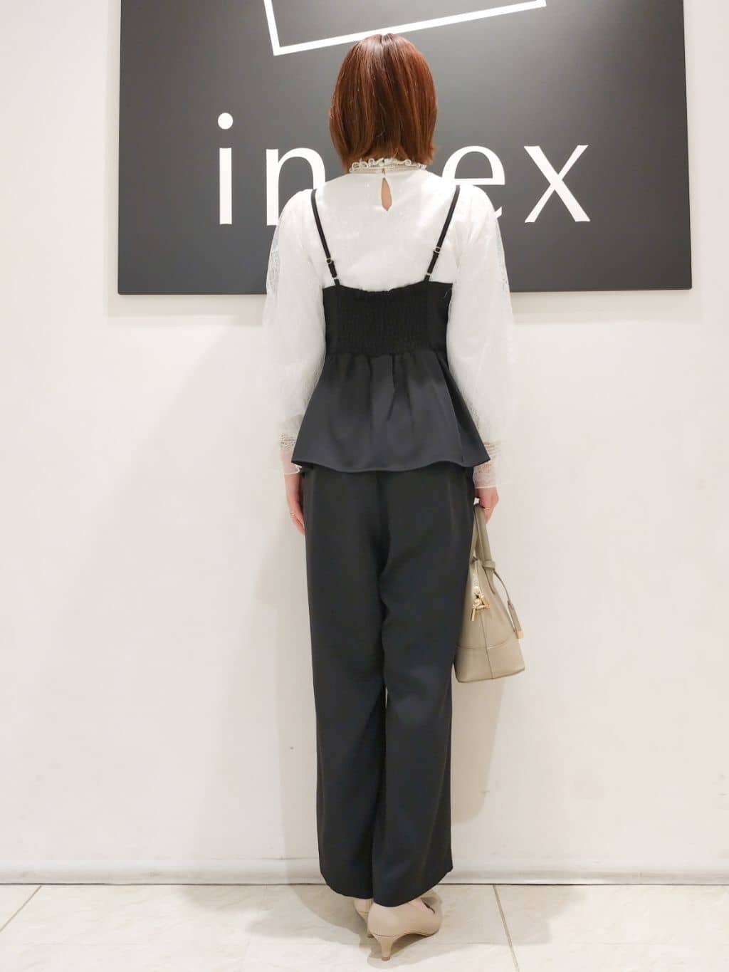 n.さんの「index｜◆シャーリング総レーストップス【洗濯機洗い可】」を使ったコーディネート