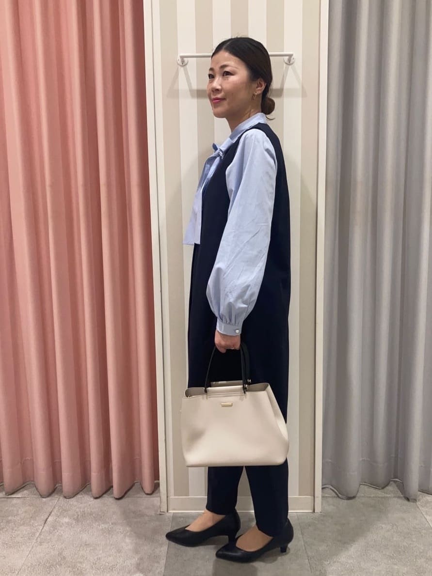 𝐂𝐡𝐢𝐢 &hearts;(ちー)さんの「SHOO･LA･RUE｜◆【洗える/S-3L/セットアップ可】セレモニーや通勤にも カットジョーゼット ジレ」を使ったコーディネート