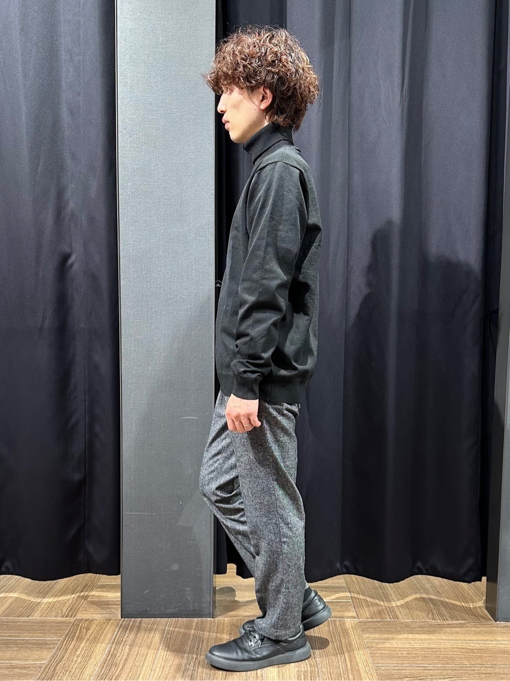 tomoyaさんの「THE SHOP TK｜【ご好評につき再入荷！！】L字クラッチバッグ 冠婚葬祭/ビジネス/セレモニー/パーティー」を使ったコーディネート