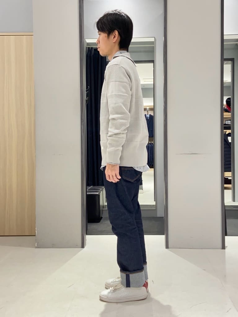 わいずみさんの「TAKEO KIKUCHI｜ハットモチーフ ジャカード ストライプ シャツ」を使ったコーディネート