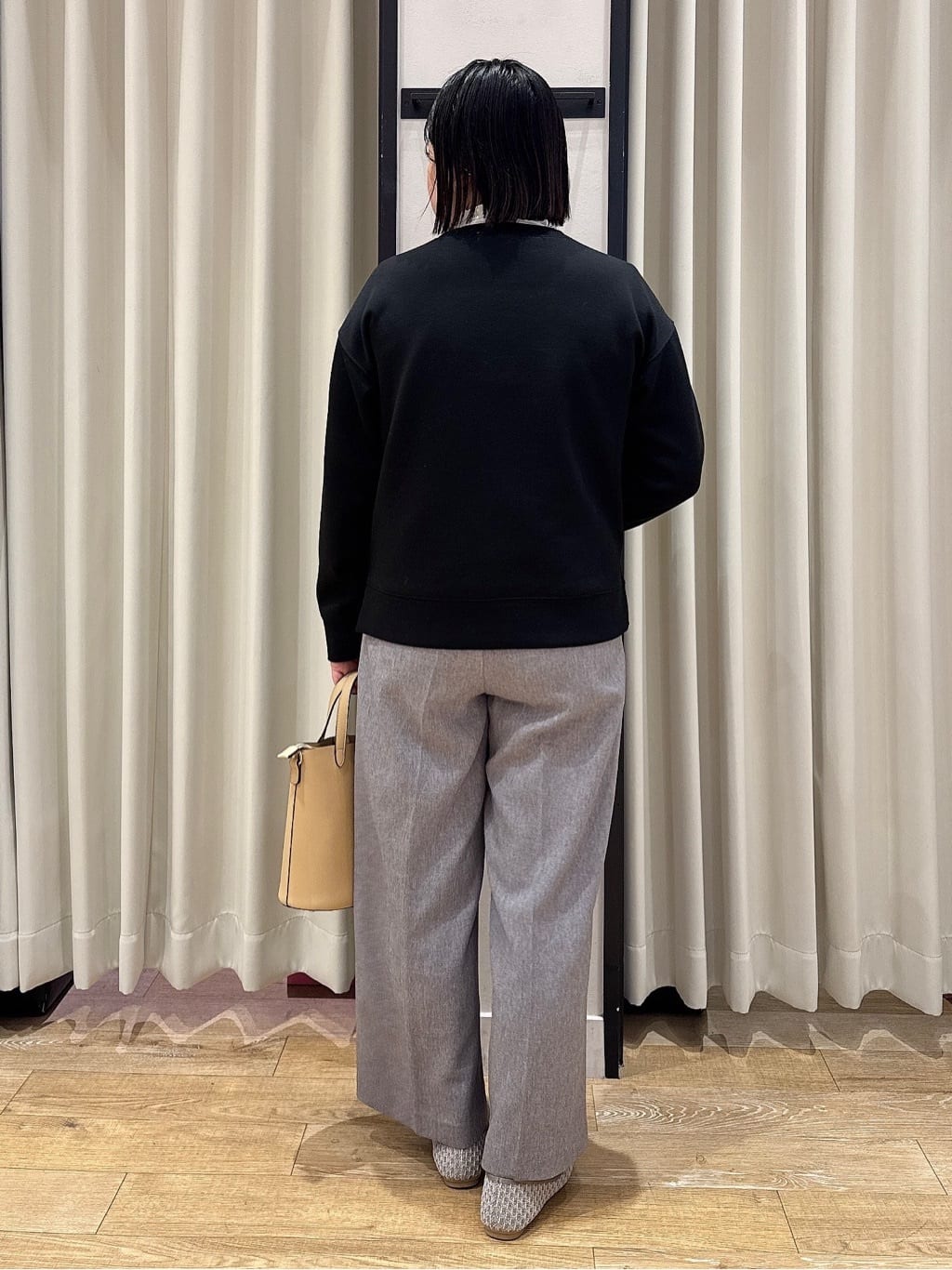 SoRAoさんの「grove｜◆レイヤードシアータートルプルオーバー」を使ったコーディネート
