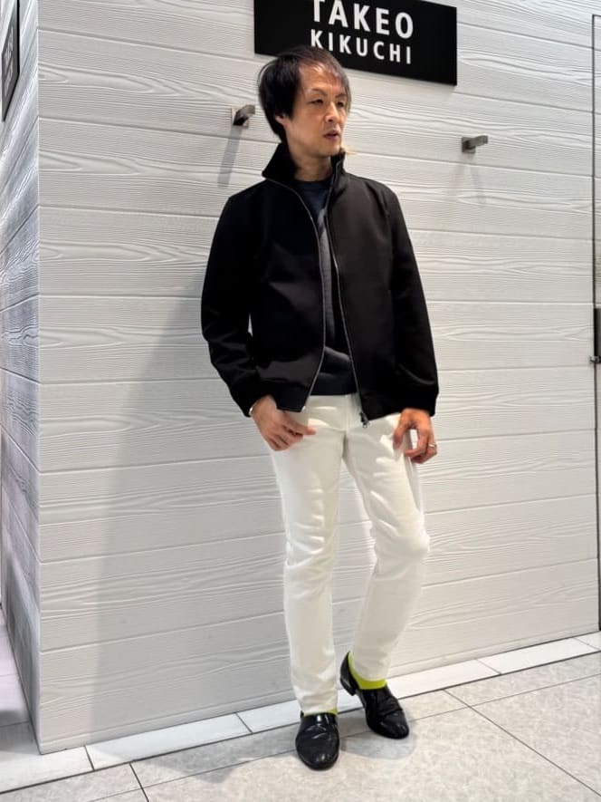 井出恭輔さんの「TAKEO KIKUCHI｜【Sサイズ～】ストレッチ デニム パンツ」を使ったコーディネート