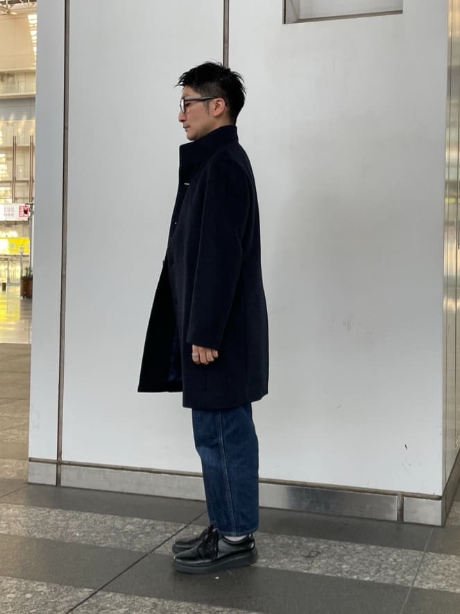 加藤裕樹さんの「TAKEO KIKUCHI｜【ウールカシミヤブレンド】ビーバー調 スタンドカラー コート」を使ったコーディネート
