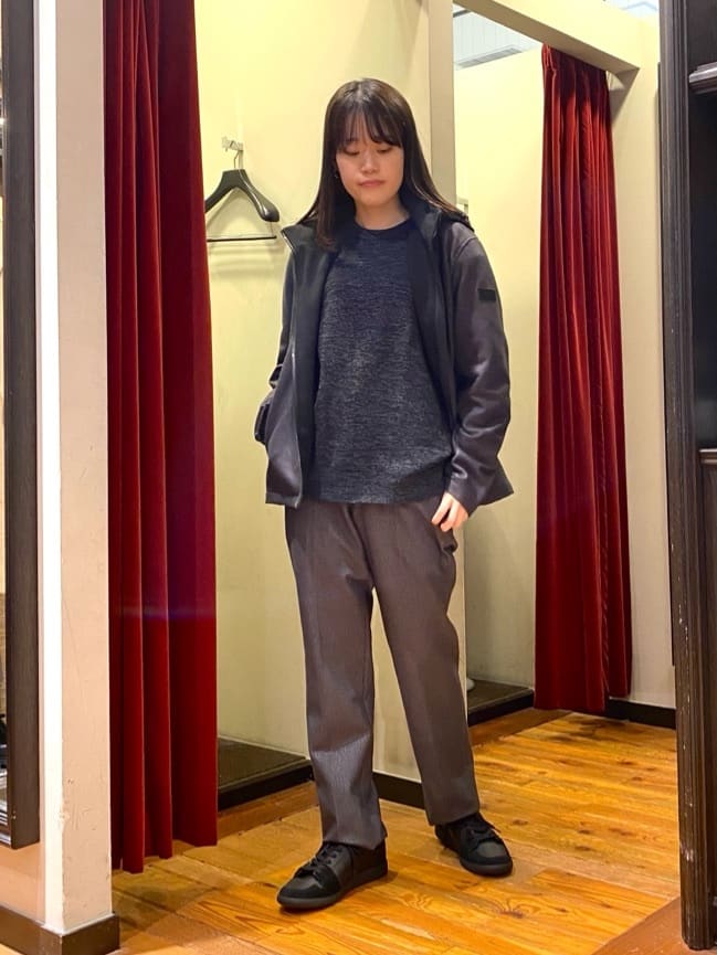 かわぴーさんの「TAKEO KIKUCHI｜【DOWN FABRIC】ダウンファブリック ドレスパンツ / セットアップ対応」を使ったコーディネート