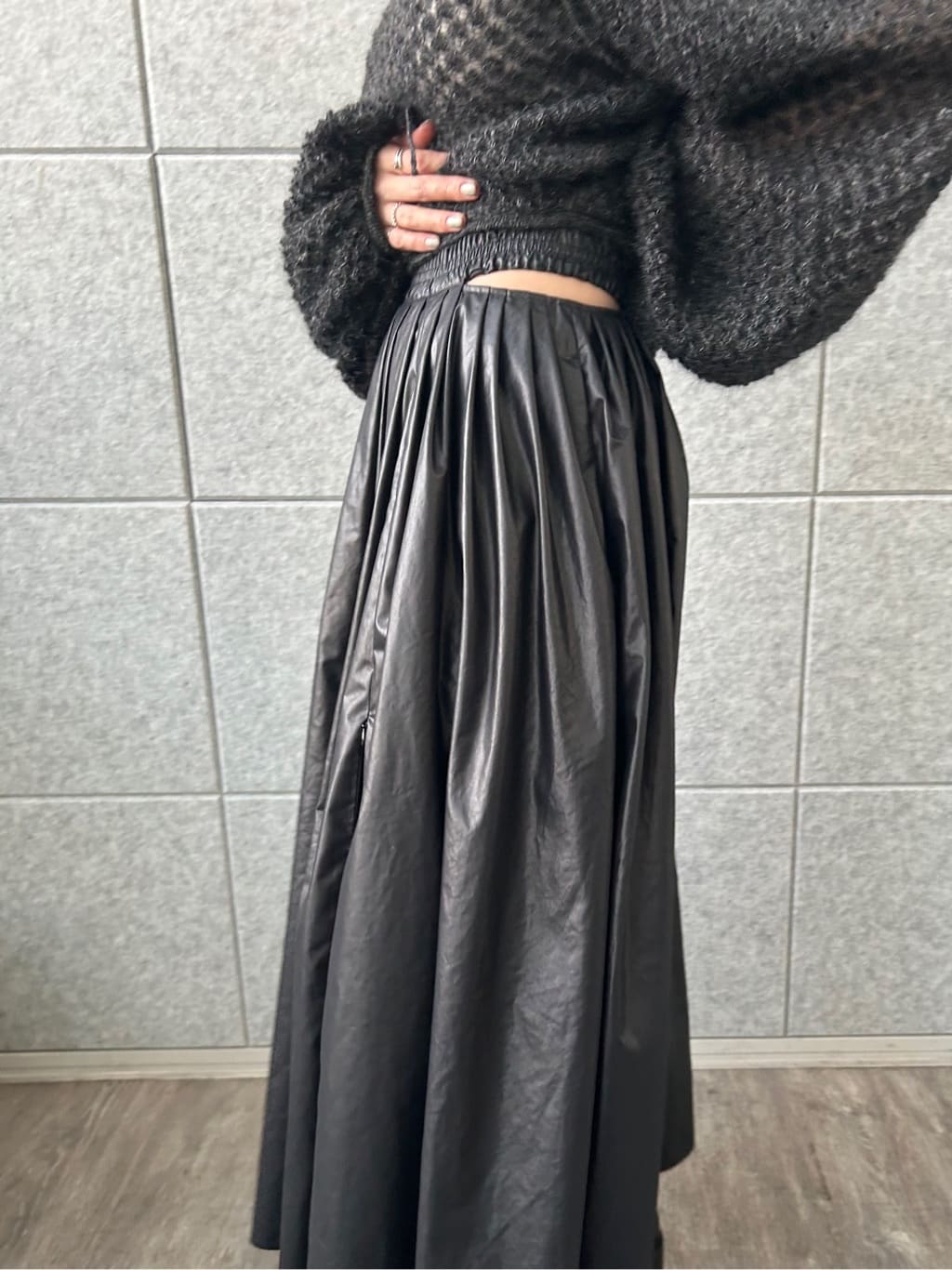 honoka Aさんの「CODE A｜2way sheer mohair pullover」を使ったコーディネート