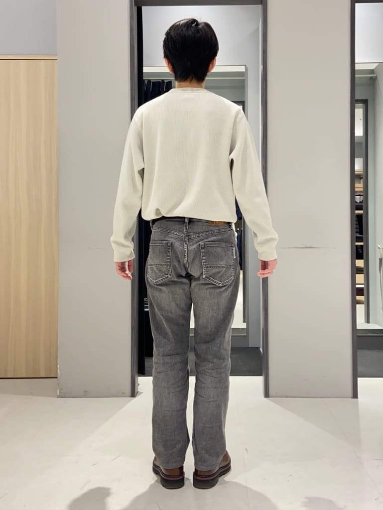 わいずみさんの「TAKEO KIKUCHI｜【360&deg;ストレッチ／セットアップ対応】None Of Stress ジャケット」を使ったコーディネート
