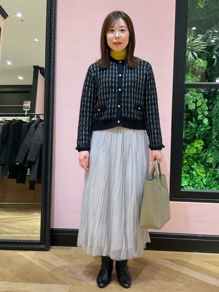 maruさんの「DRESSTERIOR｜◆スクエアシュリンクレザー トートバッグ」を使ったコーディネート
