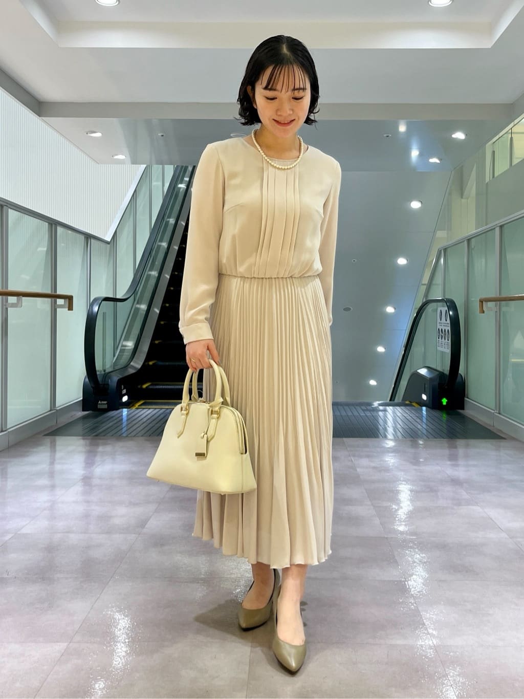 ちりんさんの「UNTITLED｜【追加/日本製】ブーケフラワーコサージュ」を使ったコーディネート