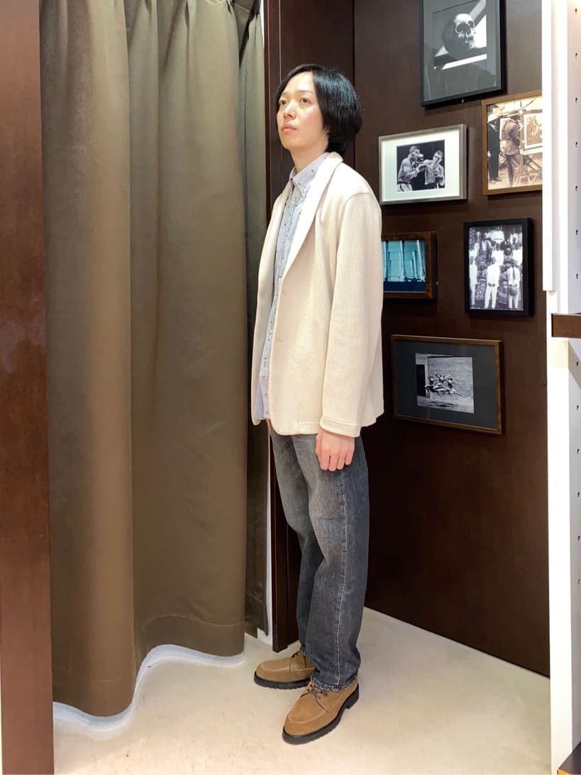コバヤシさんの「TAKEO KIKUCHI｜【モンスターストレッチ】日本製 ウォッシュド デニムパンツ」を使ったコーディネート