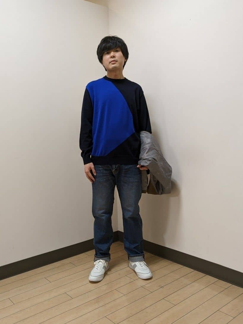 あきやまさんの「TAKEO KIKUCHI｜【モンスターストレッチ】日本製 ウォッシュド デニムパンツ」を使ったコーディネート