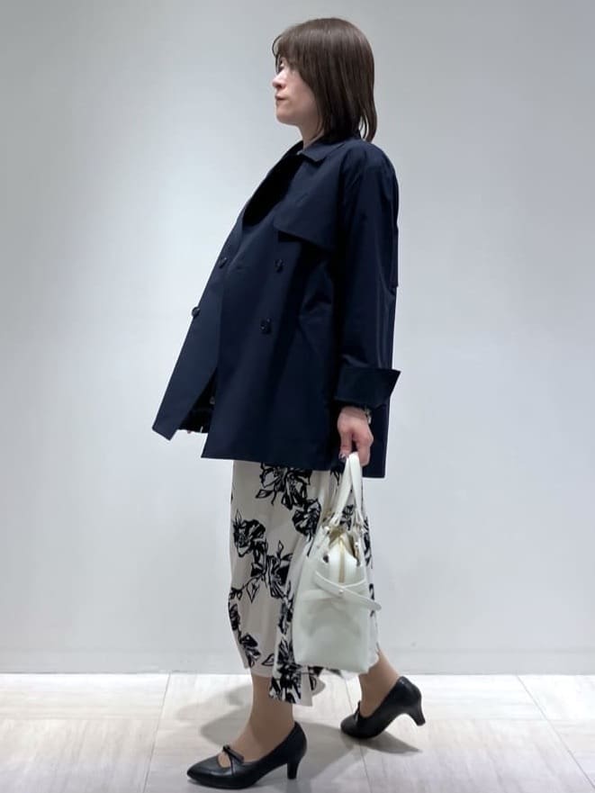 関根さんの「Reflect｜◆ラッフルフリルプルオーバーニット」を使ったコーディネート