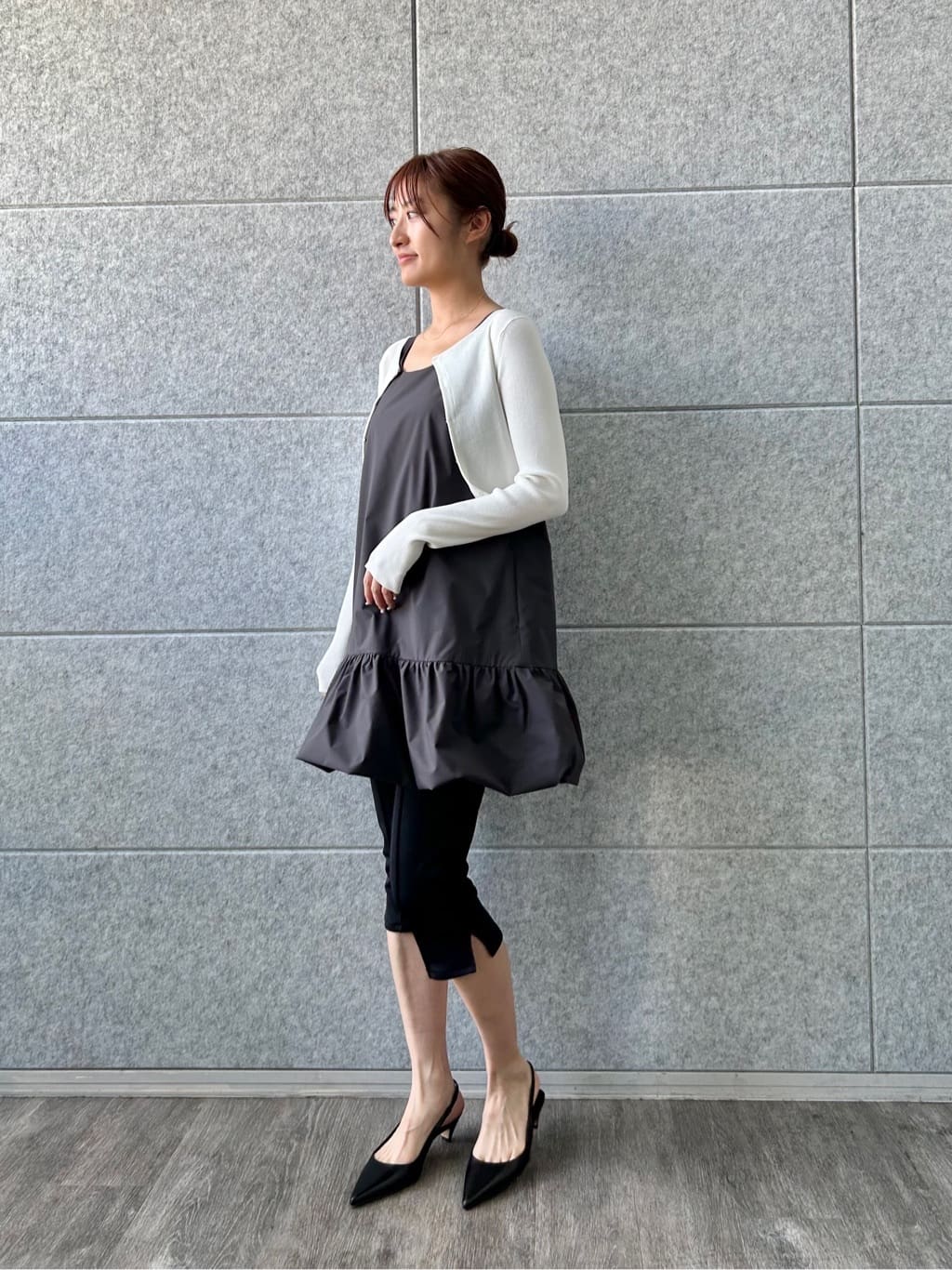 harunaさんの「CODE A｜cropped leggings pants」を使ったコーディネート