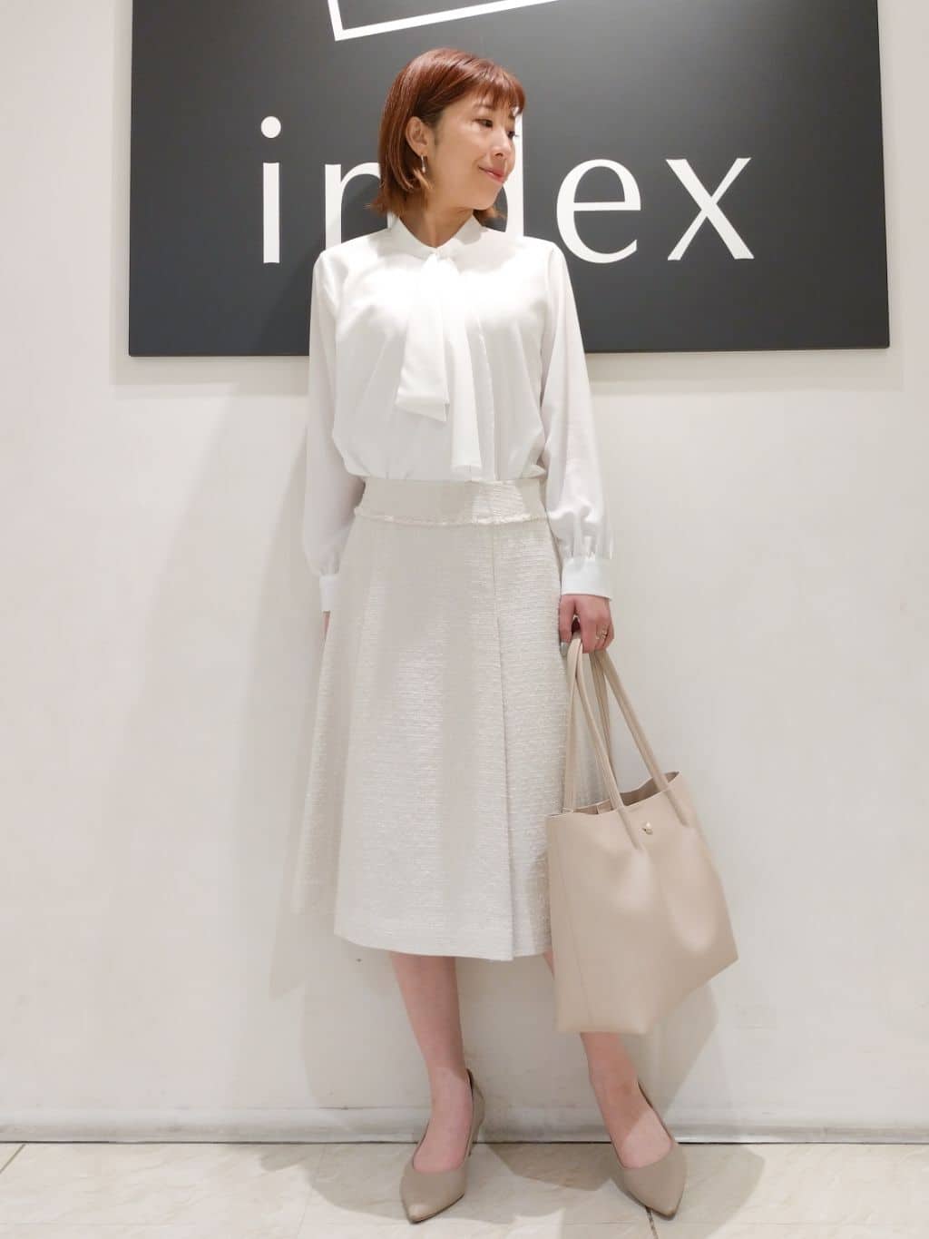 n.さんの「index｜◆【A4サイズ収納可】フラワーパーツ合皮トートバッグ」を使ったコーディネート