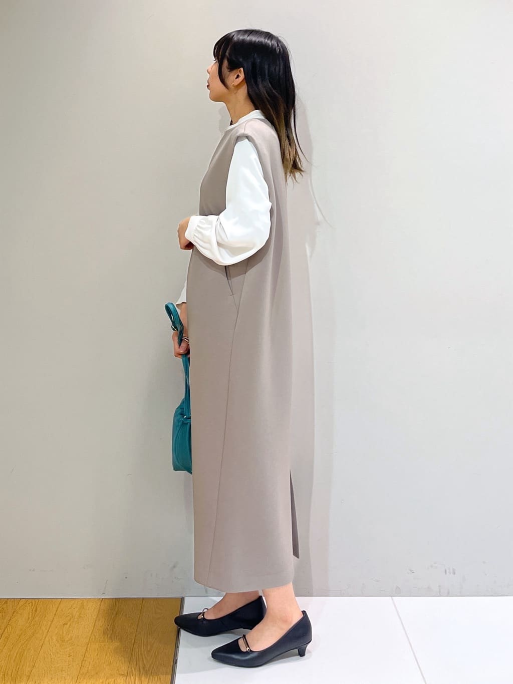 cotaniさんの「grove｜◆【マシンウォッシュ／防シワ】プリーツネックブラウス」を使ったコーディネート