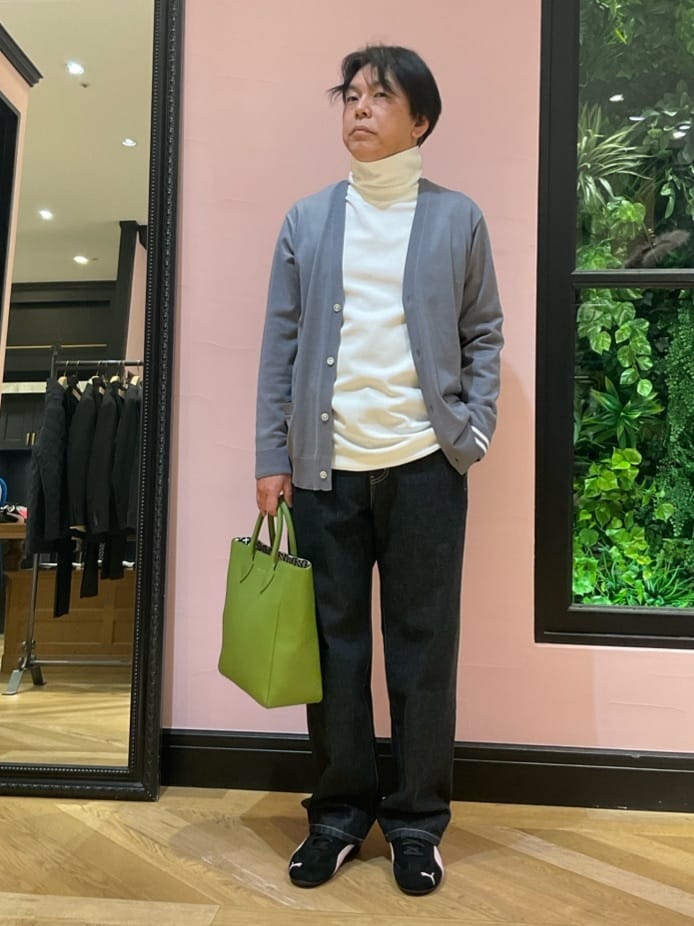 maruさんの「DRESSTERIOR｜スリーブライン スプリングカーディガン」を使ったコーディネート