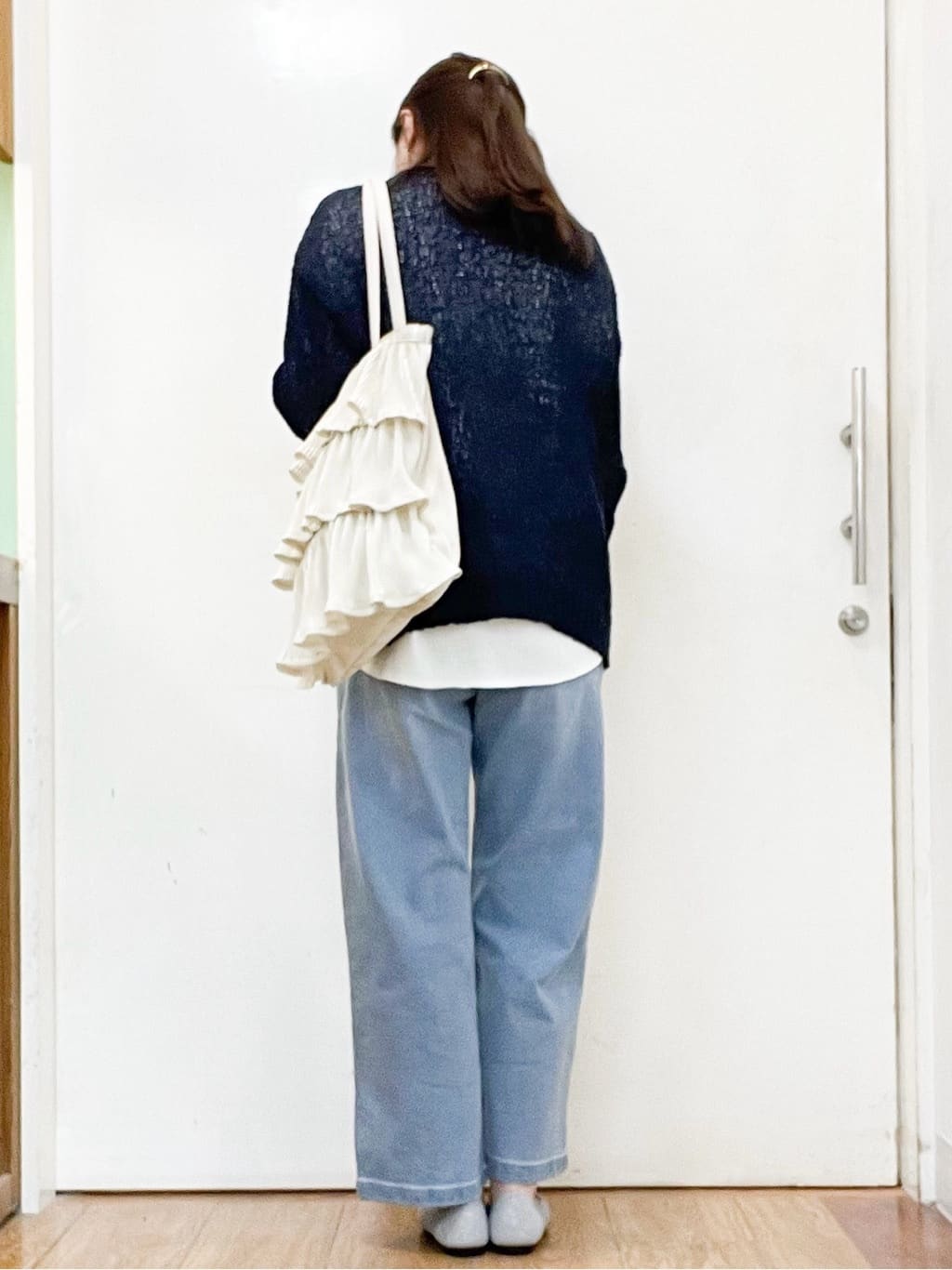 sakiさんの「SHOO･LA･RUE｜◆さりげない凹凸感で表情豊か。ロールネックニット」を使ったコーディネート