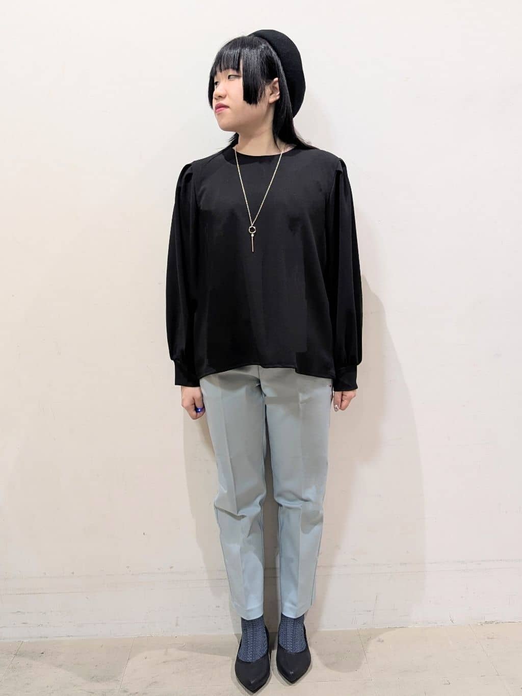 たぼく。さんの「SHOO･LA･RUE｜◆【高レビュー/洗える/美脚シルエット】ソフトスティックパンツ」を使ったコーディネート