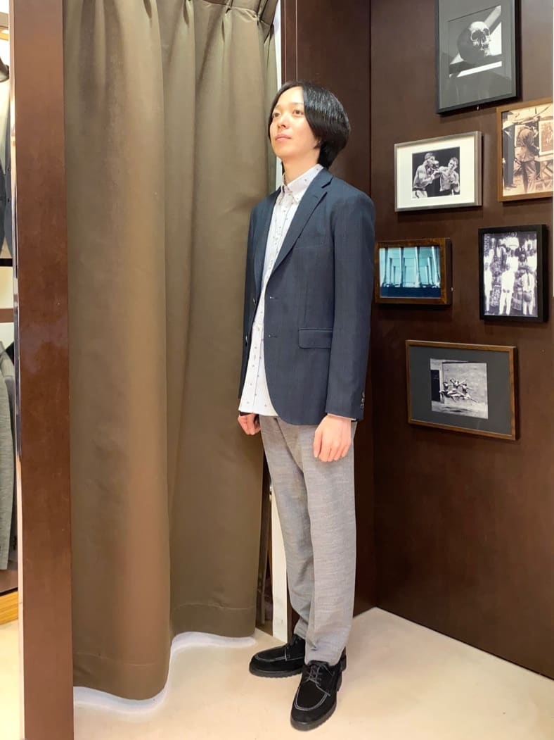 コバヤシさんの「TAKEO KIKUCHI｜ハットモチーフ ジャカード ストライプ シャツ」を使ったコーディネート