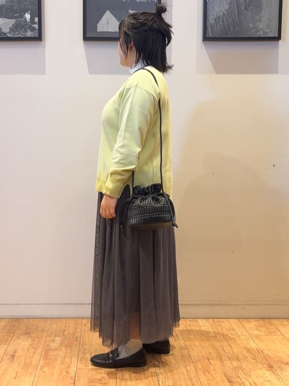 wakaaさんの「SHOO･LA･RUE｜◆【セレモニーからデイリーまで】女性らしさあふれる チュールスカート」を使ったコーディネート