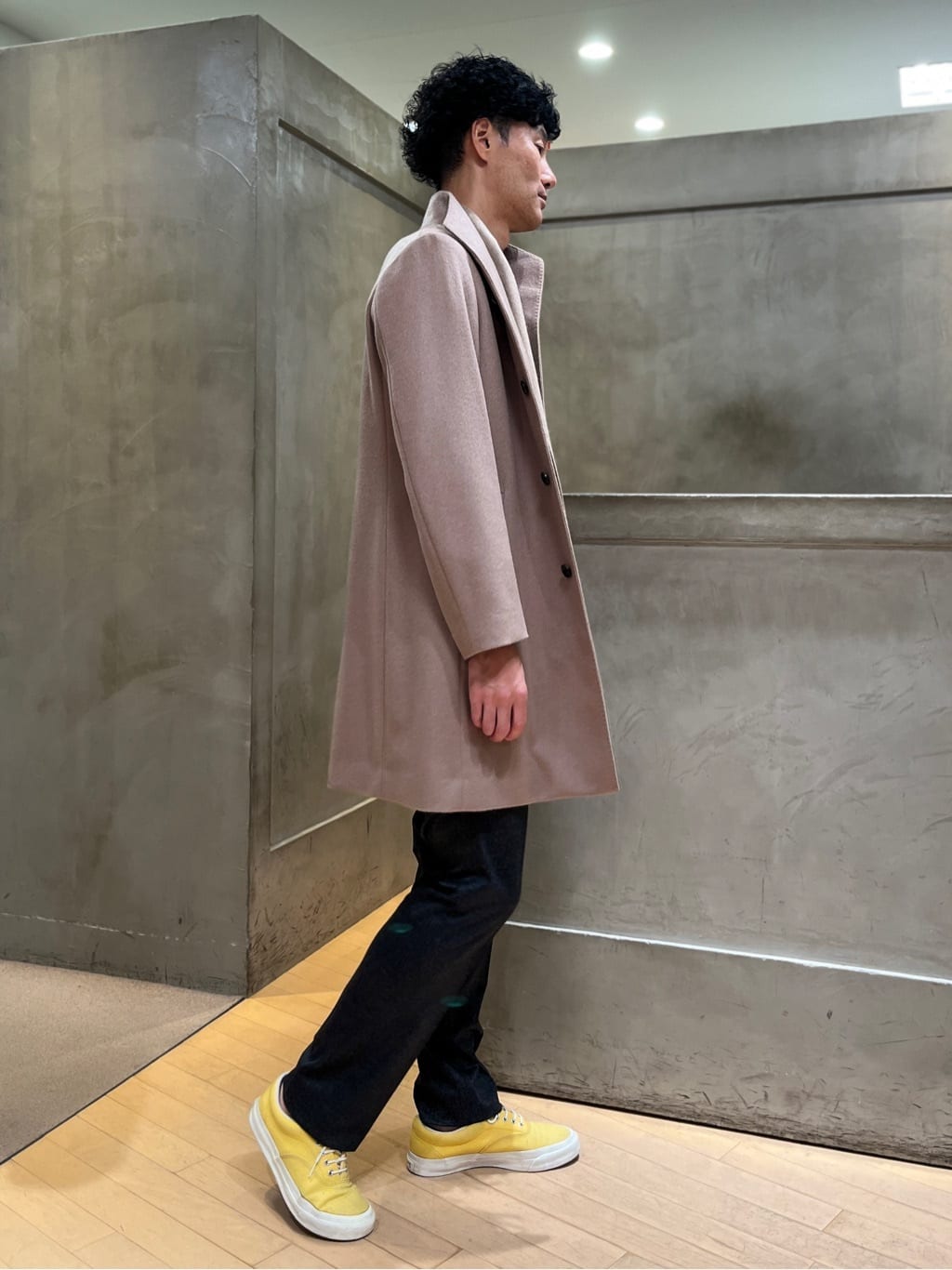 mutoさんの「TAKEO KIKUCHI｜【ウールカシミヤブレンド】ビーバー調 スタンドカラー コート」を使ったコーディネート