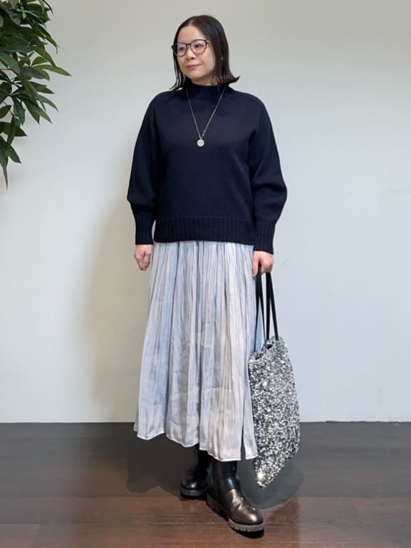 Asamiさんの「UNTITLED｜トリプルワントップペンダント」を使ったコーディネート