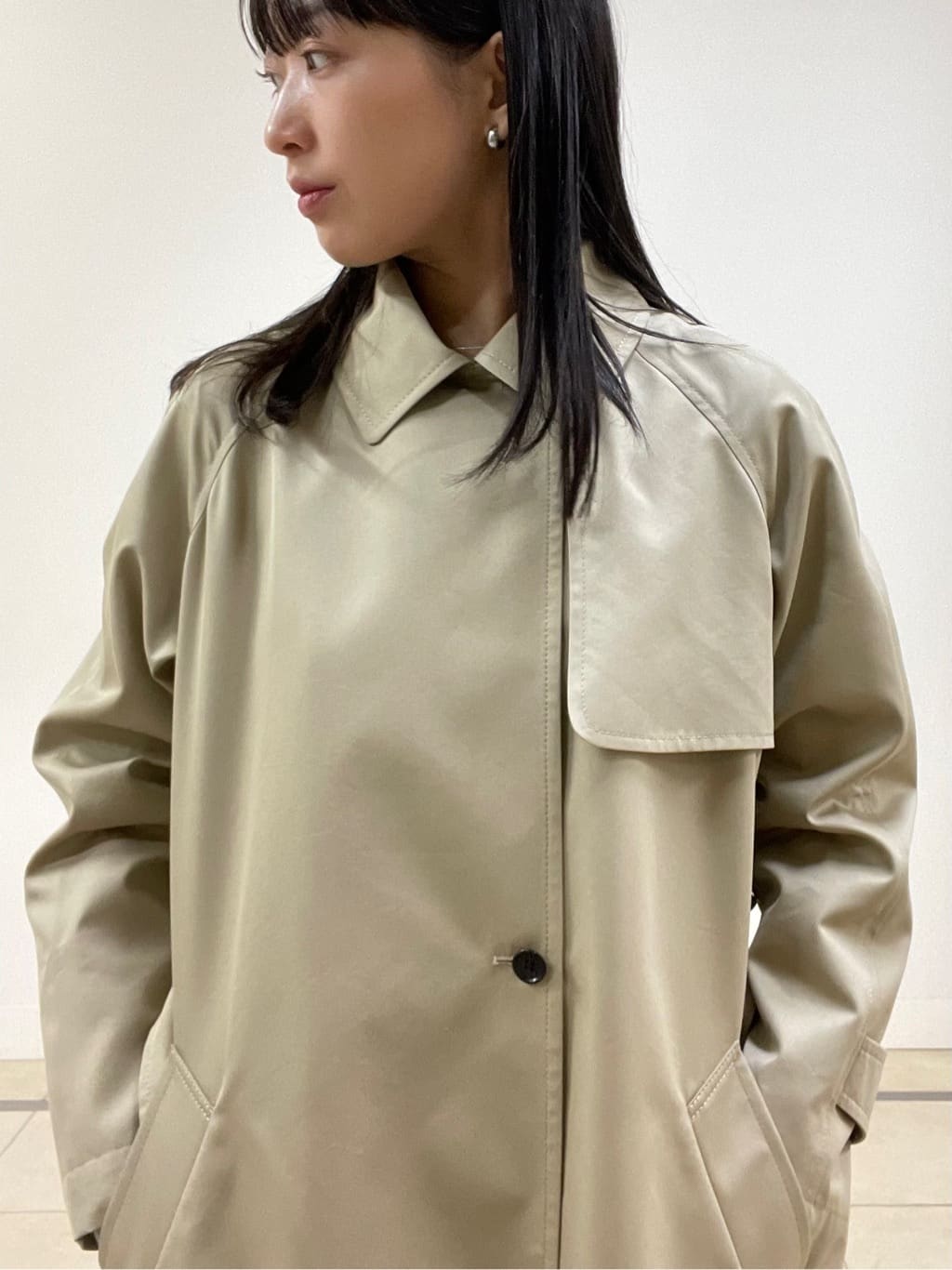 arisaさんの「DRESSTERIOR｜【ウォッシャブル/美シルエット】ライトトレンチコート」を使ったコーディネート
