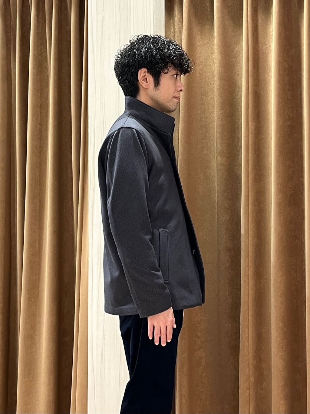 URAさんの「TAKEO KIKUCHI｜【DOWN FABRIC】ダウンファブリック スタンドカラーブルゾン」を使ったコーディネート