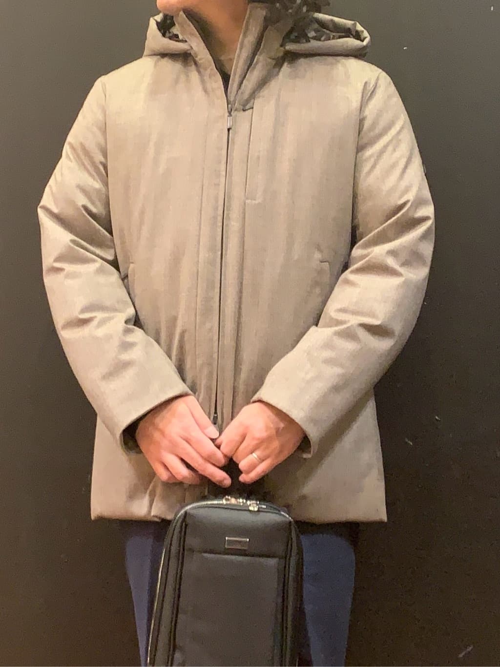 木村剛さんの「TAKEO KIKUCHI｜【DOWN FABRIC】ダウンファブリック ドレスパンツ / セットアップ対応」を使ったコーディネート