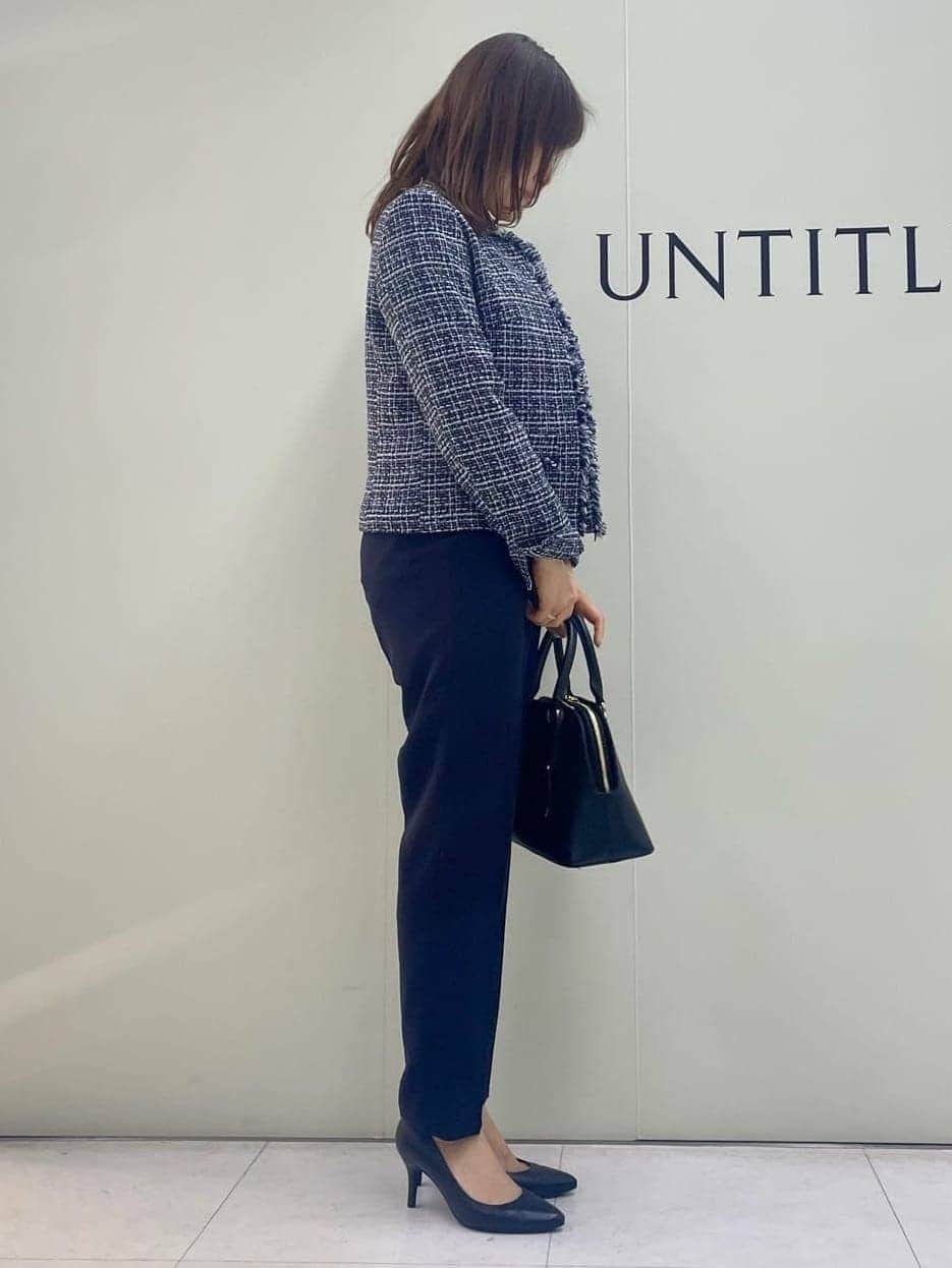 Sakaiさんの「UNTITLED｜◆【通勤スーツ】タックテーパードパンツ」を使ったコーディネート