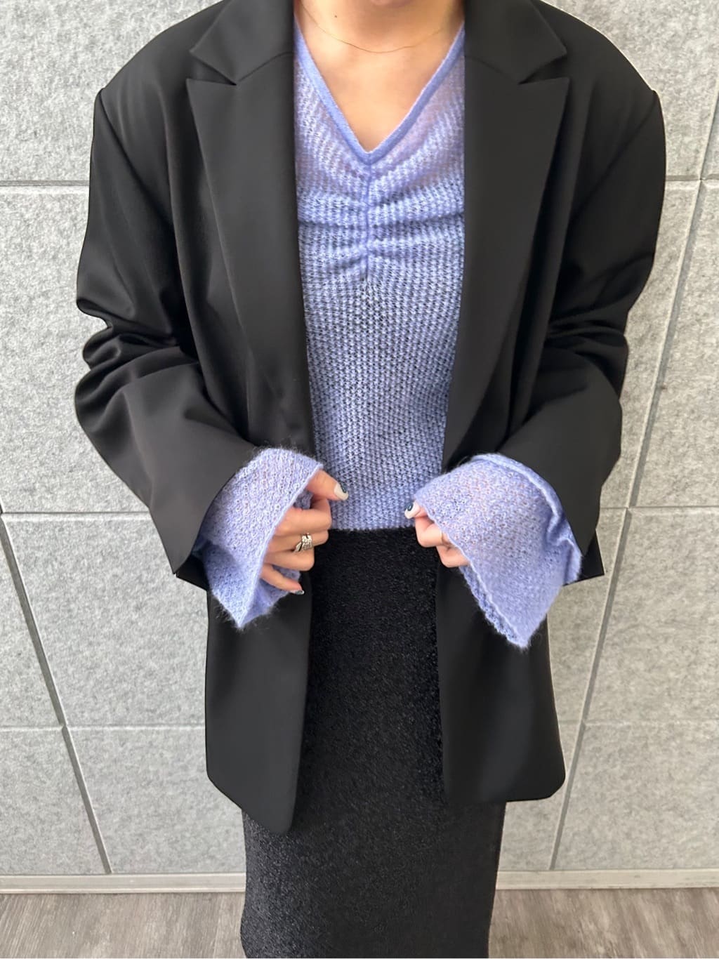 harunaさんの「CODE A｜lame skirt」を使ったコーディネート