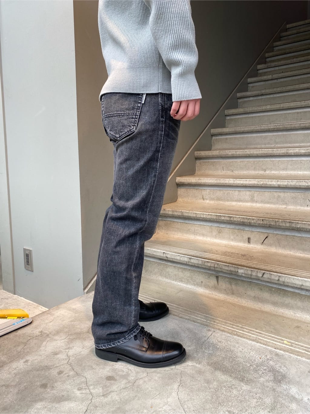 hazuさんの「TAKEO KIKUCHI｜【モンスターストレッチ】日本製 ウォッシュド デニムパンツ」を使ったコーディネート