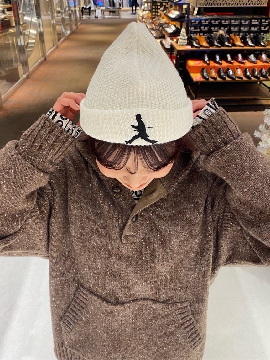 ウミさんの「TAKEO KIKUCHI｜ラスタウォーカーニットCAP」を使ったコーディネート